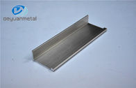 Dekoracyjne szczotkowanie Aluminiowe profile Profil narożny z GB / 75237-2004