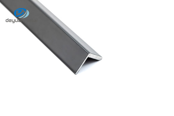 Czarne anodowane aluminiowe profile kanałowe o wymiarach 10 mm x 10 mm do wielu zastosowań