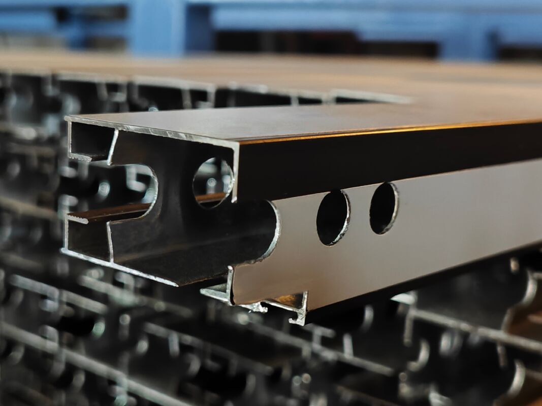 Profil przesuwny z aluminium wyprodukowany z powłoką powłoką dla rynku południowoafrykańskiego